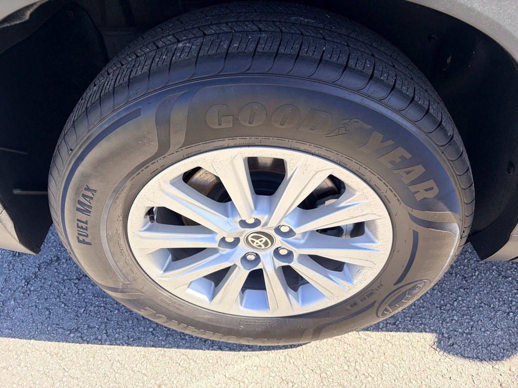 Used 2026 Toyota Grand Highlander FWD image 30