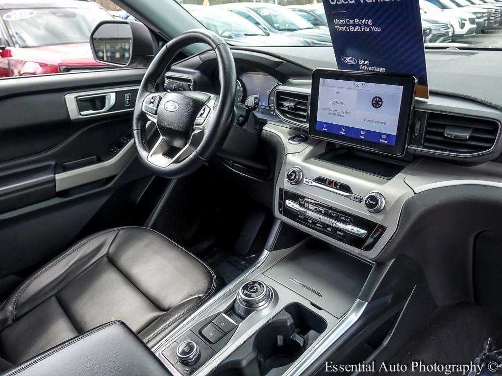 Certified 2023 Ford Explorer XLT w/ Equipment Group 202A image 27