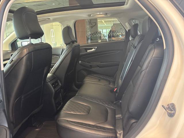 Certified 2024 Ford Edge Titanium w/ Equipment Group 301A AWD/4WD image 11