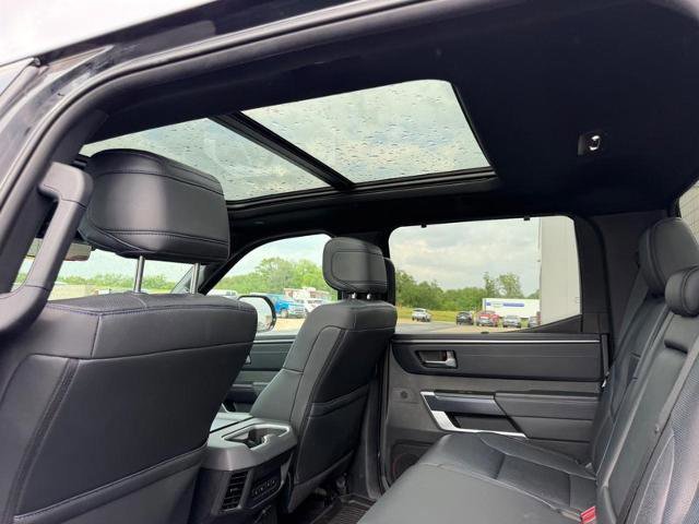 Used 2024 Toyota Tundra Platinum AWD/4WD image 10