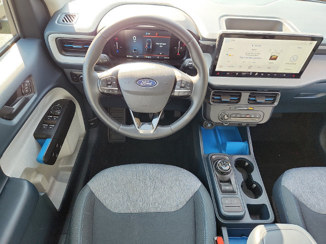 Certified 2025 Ford Maverick XLT w/ XLT Luxury Package AWD/4WD image 11