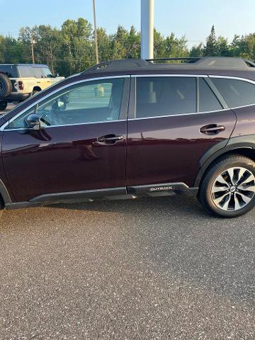 Used 2024 Subaru Outback Limited XT AWD/4WD image 4