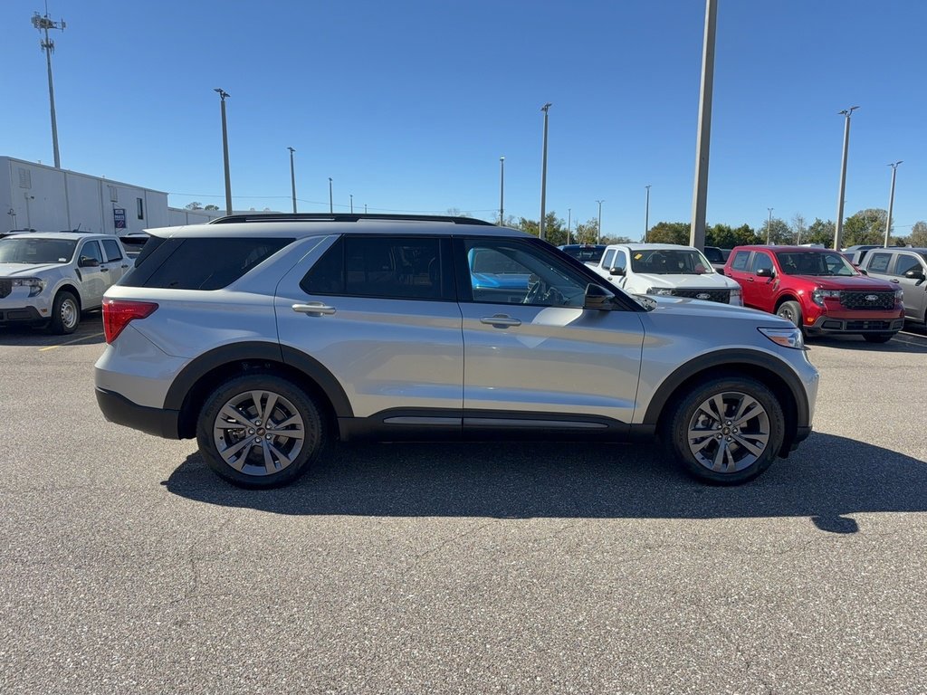Certified 2023 Ford Explorer XLT w/ Equipment Group 202A image 2