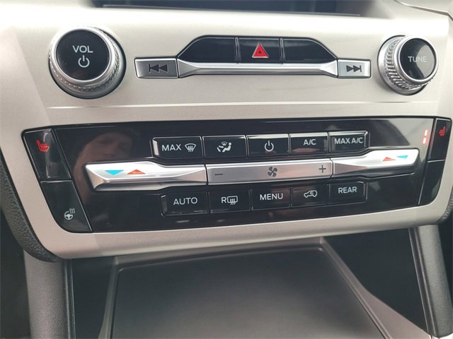 Certified 2022 Ford Explorer XLT w/ Equipment Group 202A image 24