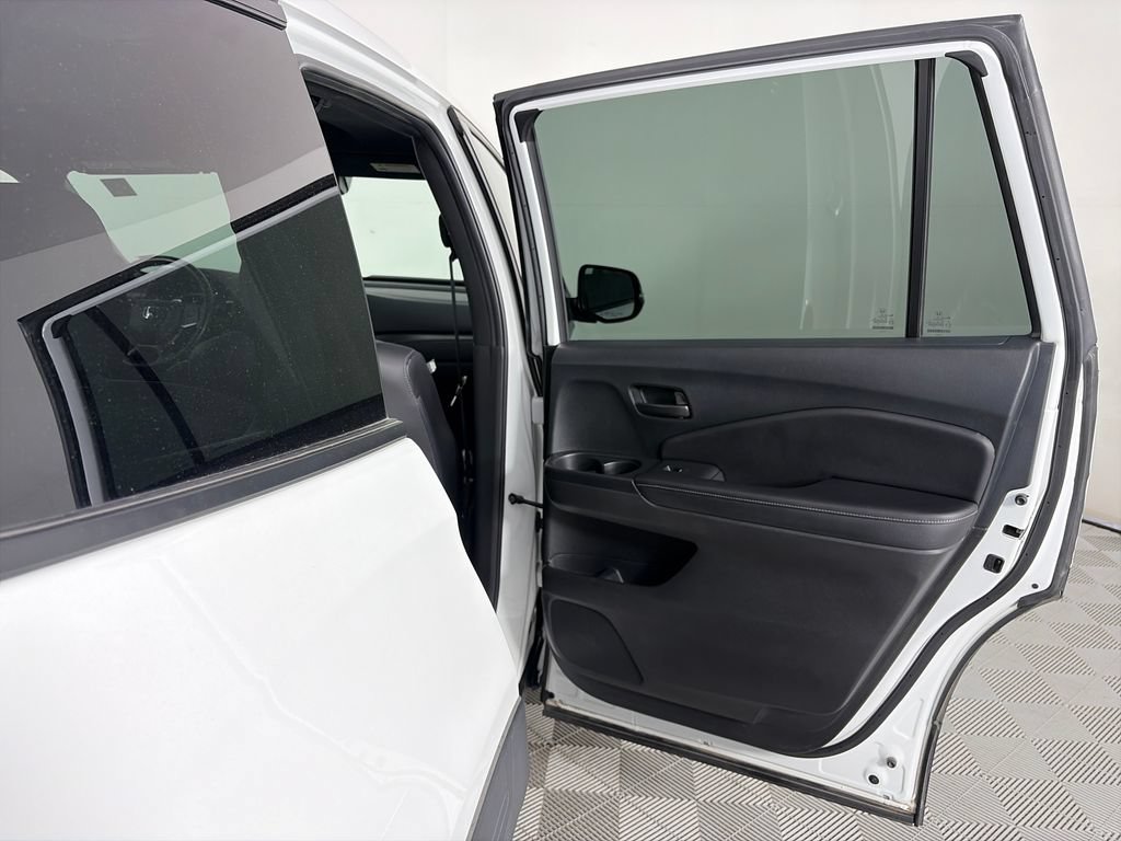 Used 2022 Honda Passport EX-L image 28