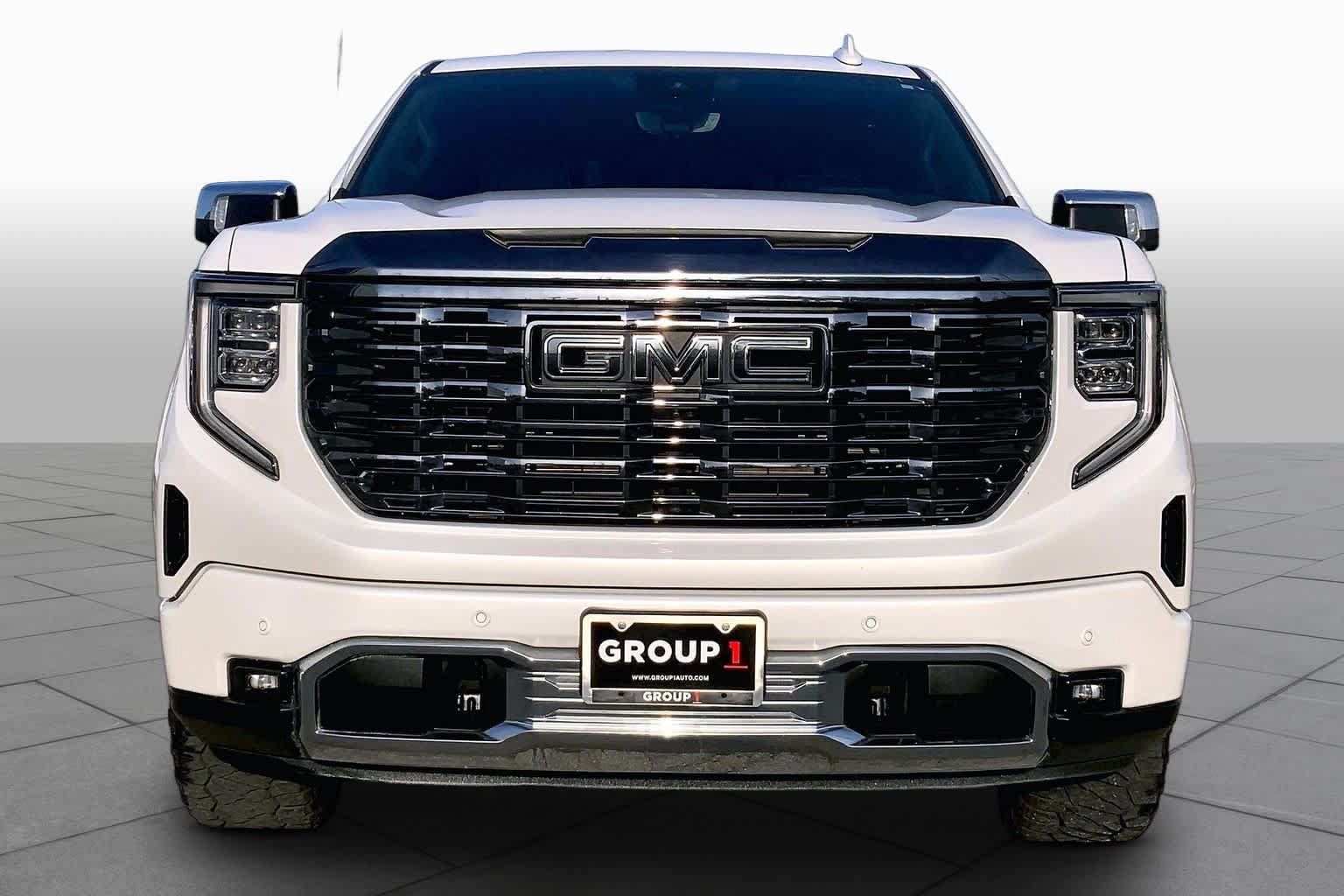 Used 2024 GMC Sierra 1500 Denali Ultimate w/ LPO, Utility Wall Package AWD/4WD image 4