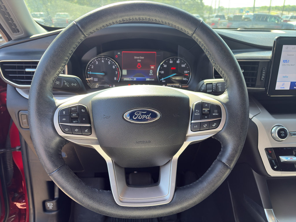 Certified 2023 Ford Explorer XLT w/ Equipment Group 202A RWD image 6