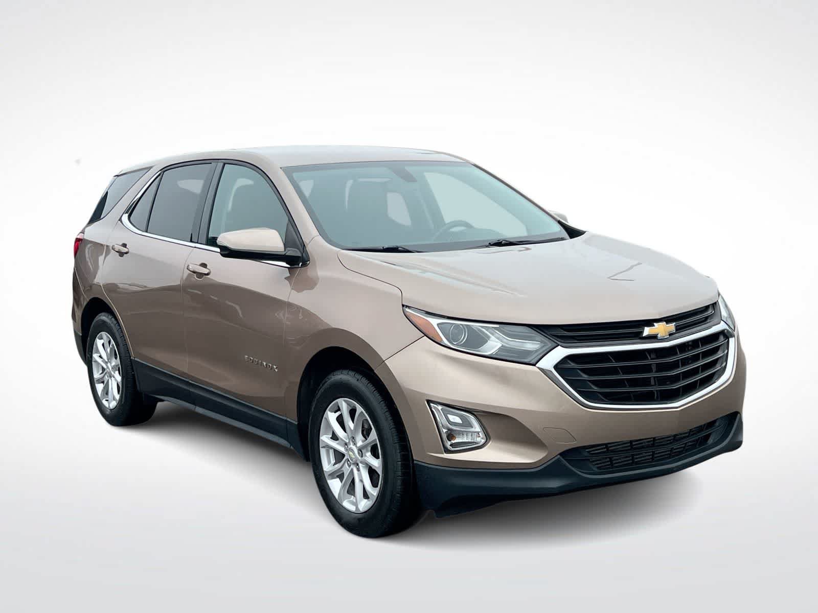 Used 2018 Chevrolet Equinox LT FWD image 2