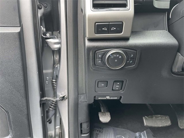 Certified 2020 Ford F350 Lariat w/ Lariat Ultimate Package image 17