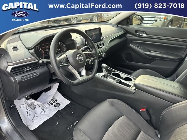 Used 2024 Nissan Altima 2.5 SV image 18