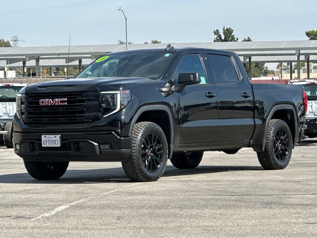 Used 2023 GMC Sierra 1500 Elevation w/ X31 Off-Road Package AWD/4WD image 7