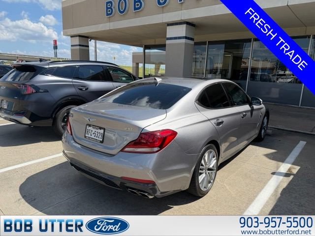 Used 2020 Genesis G70 2.0T w/ Elite Package RWD image 3