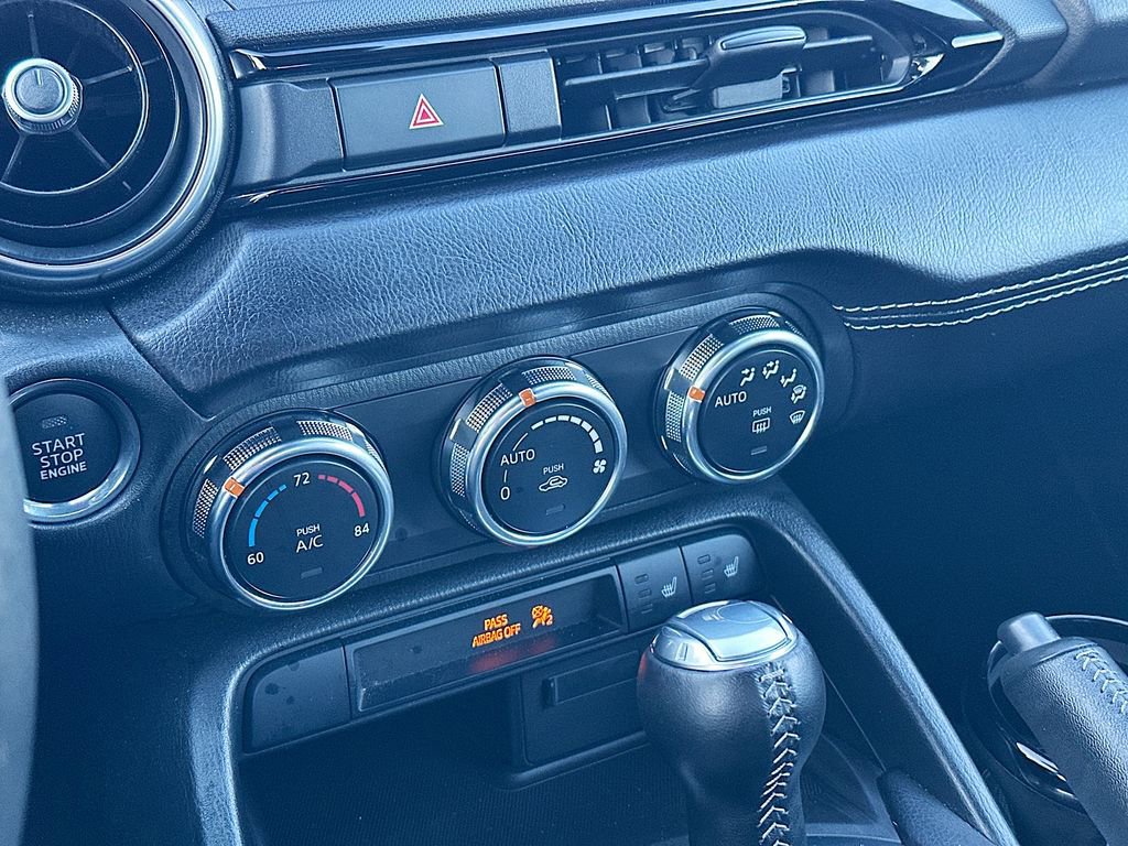 Used 2025 MAZDA MX-5 Miata Grand Touring w/ Weather Package image 14