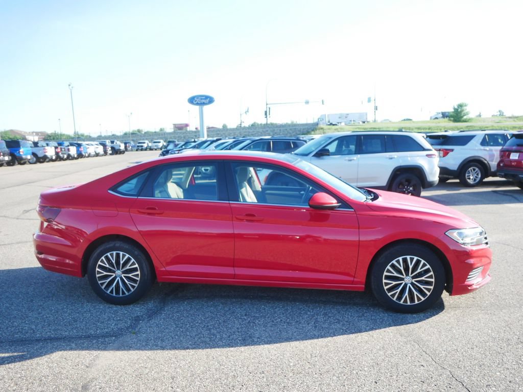 Used 2019 Volkswagen Jetta SE FWD image 5