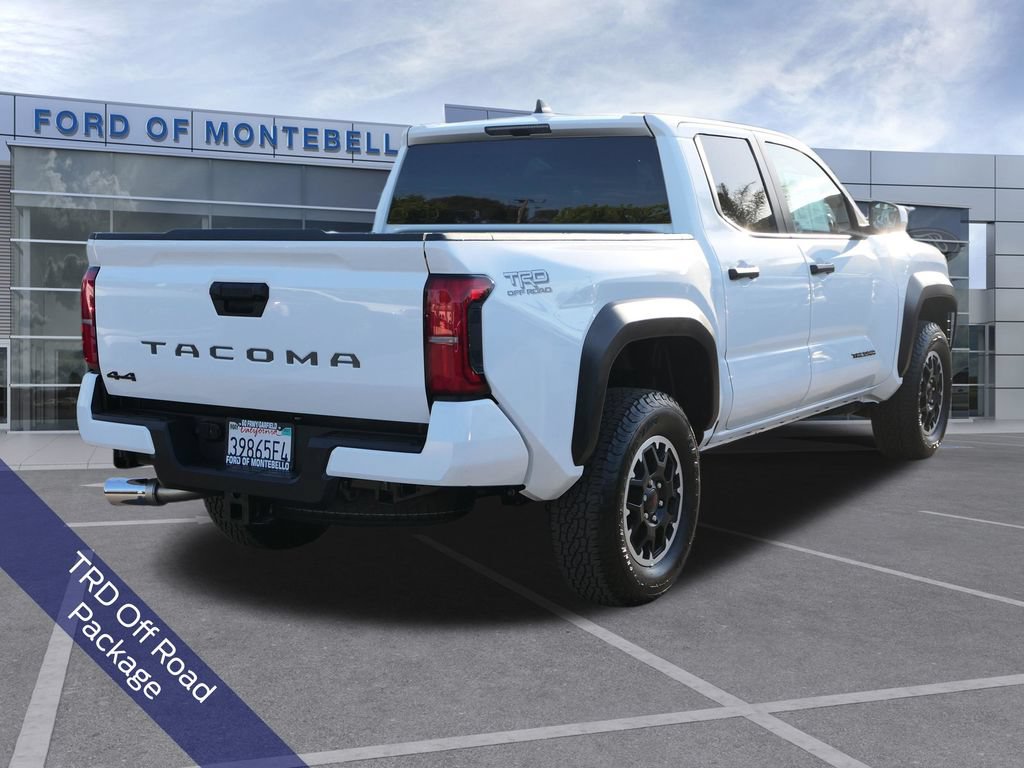 Used 2025 Toyota Tacoma TRD Off-Road AWD/4WD image 2