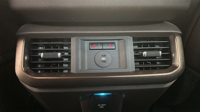 Certified 2025 Ford F150 King Ranch AWD/4WD image 36