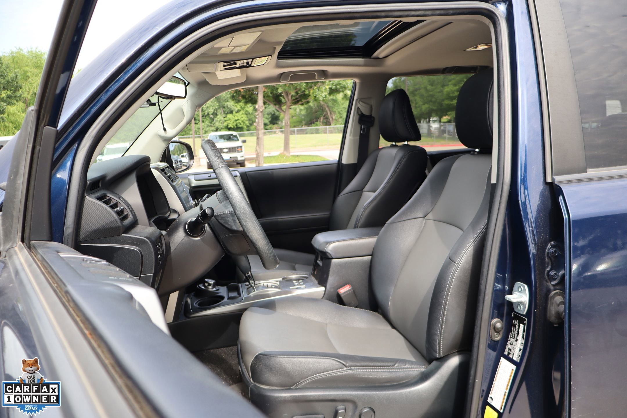 Used 2021 Toyota 4Runner SR5 Premium w/ Moonroof Package AWD/4WD image 11