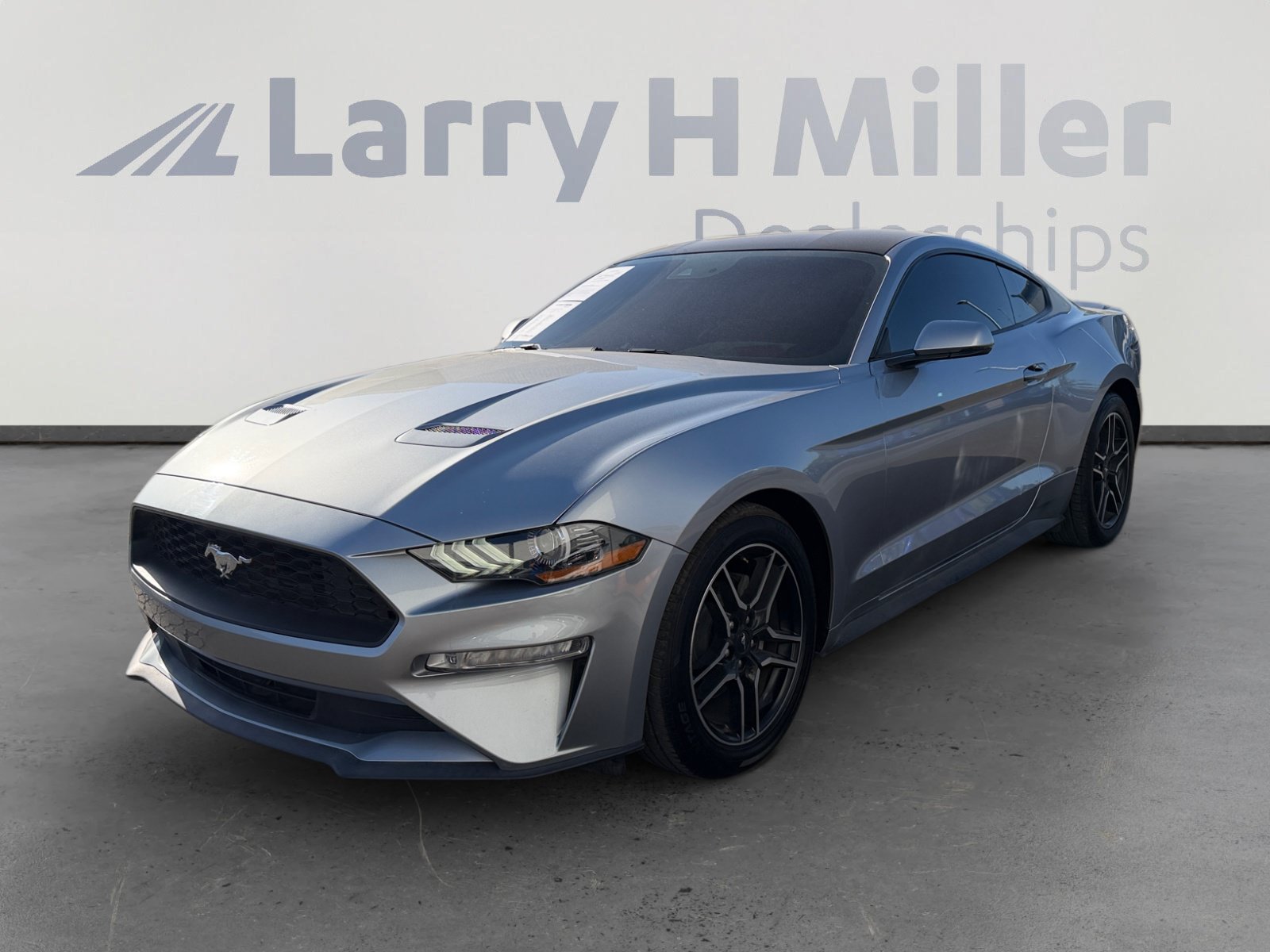 Certified 2020 Ford Mustang Premium w/ Equipment Group 201A RWD image 1