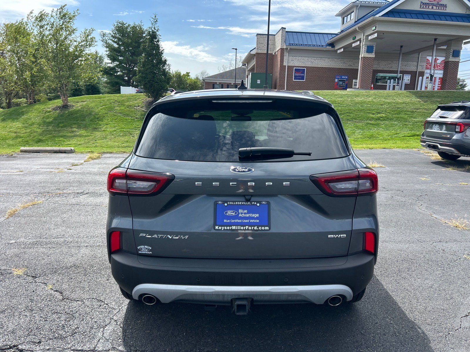 Certified 2023 Ford Escape Platinum w/ Premium Technology Package AWD/4WD image 12