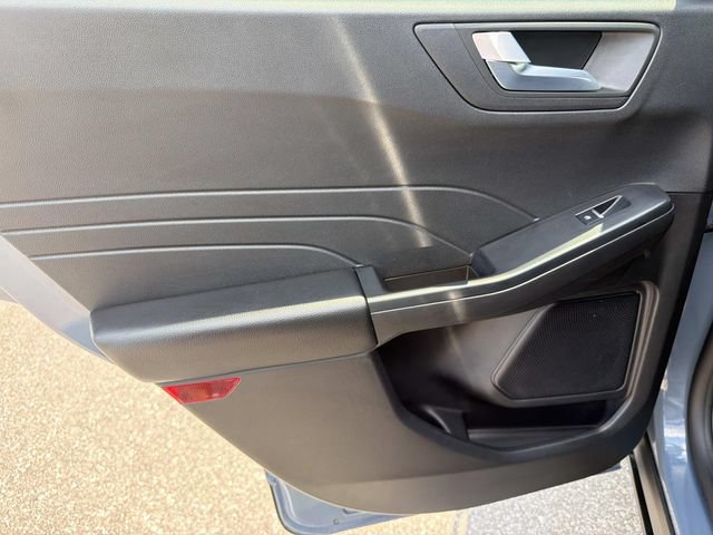 Certified 2025 Ford Escape ST-Line FWD image 19