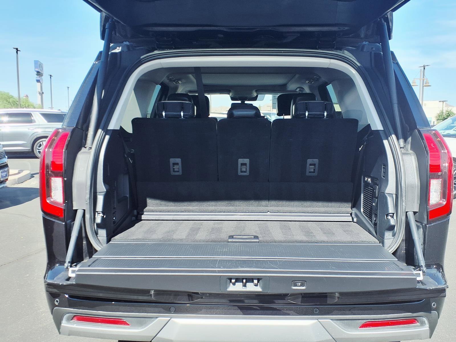 Certified 2025 Ford Expedition Platinum AWD/4WD image 17