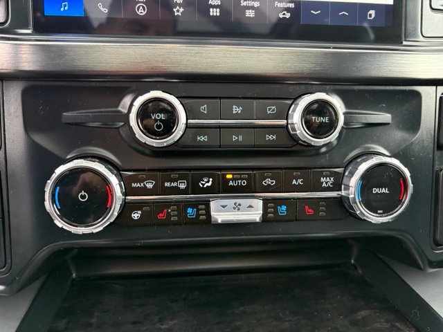 Certified 2024 Ford F350 Lariat w/ Lariat Ultimate Package AWD/4WD image 38