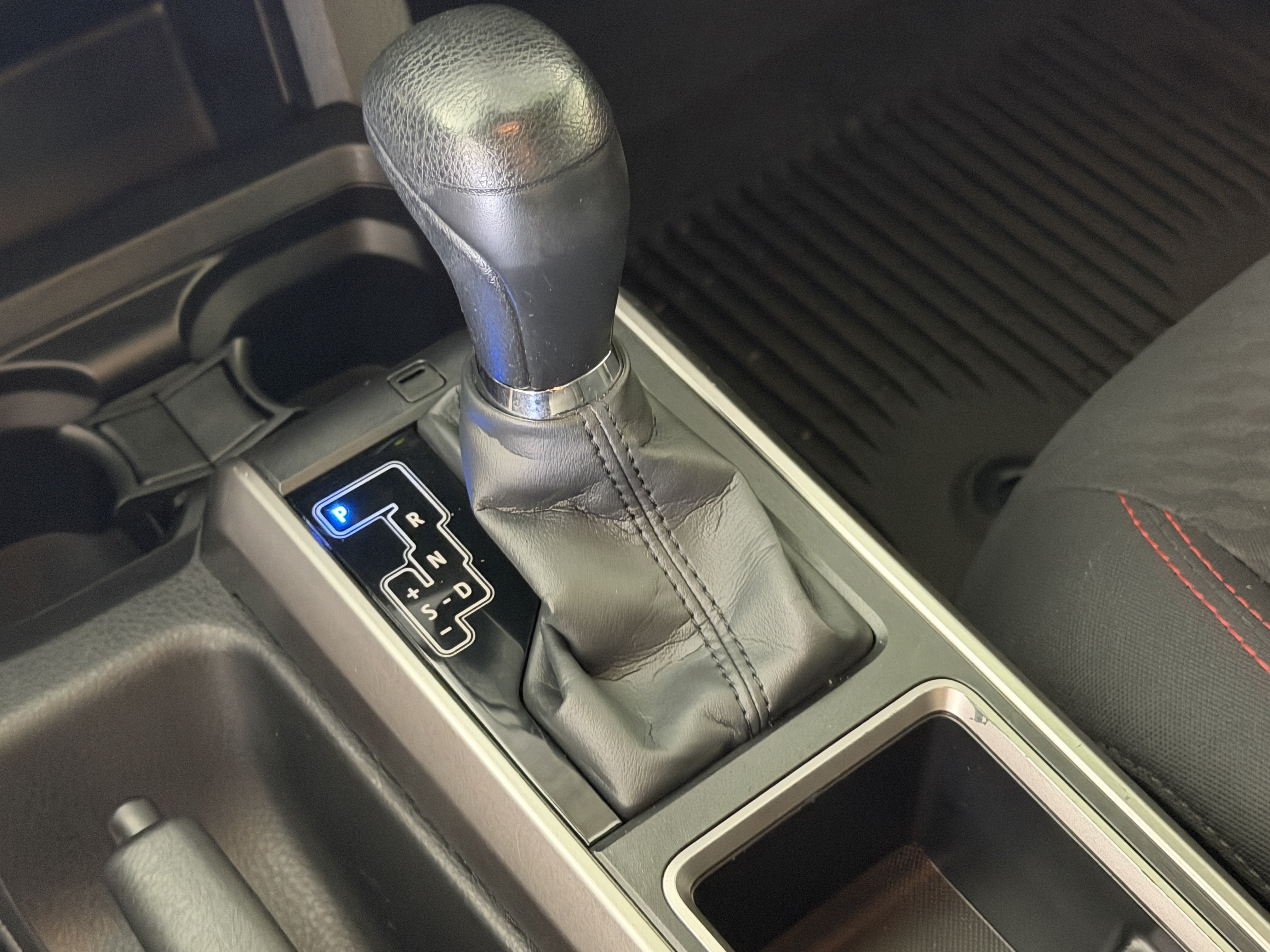 Used 2022 Toyota Tacoma SR5 w/ Technology Package RWD image 27