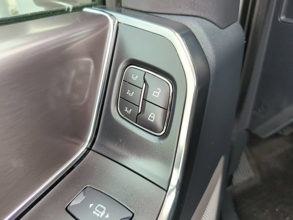 Certified 2025 Ford F150 Platinum AWD/4WD image 23