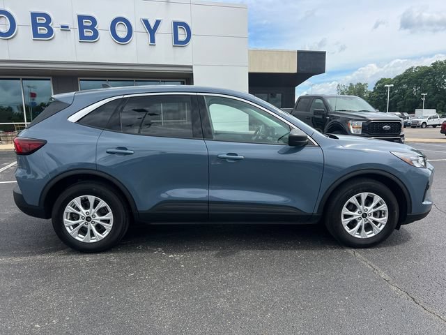 Certified 2024 Ford Escape Active w/ Cold Weather Package FWD image 9