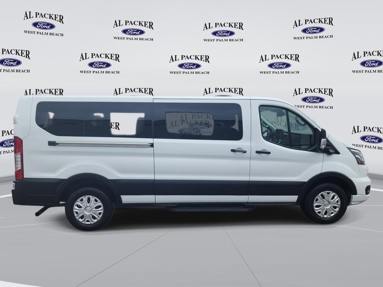 Certified 2023 Ford Transit 350 XLT RWD image 6