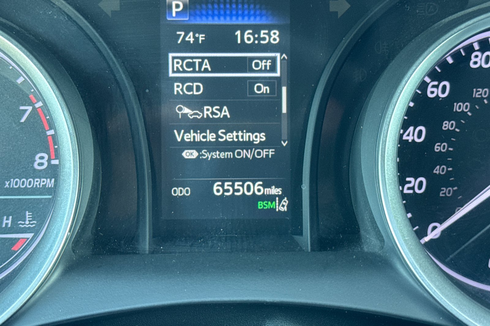 Used 2021 Toyota Camry LE w/ Convenience Package FWD image 23