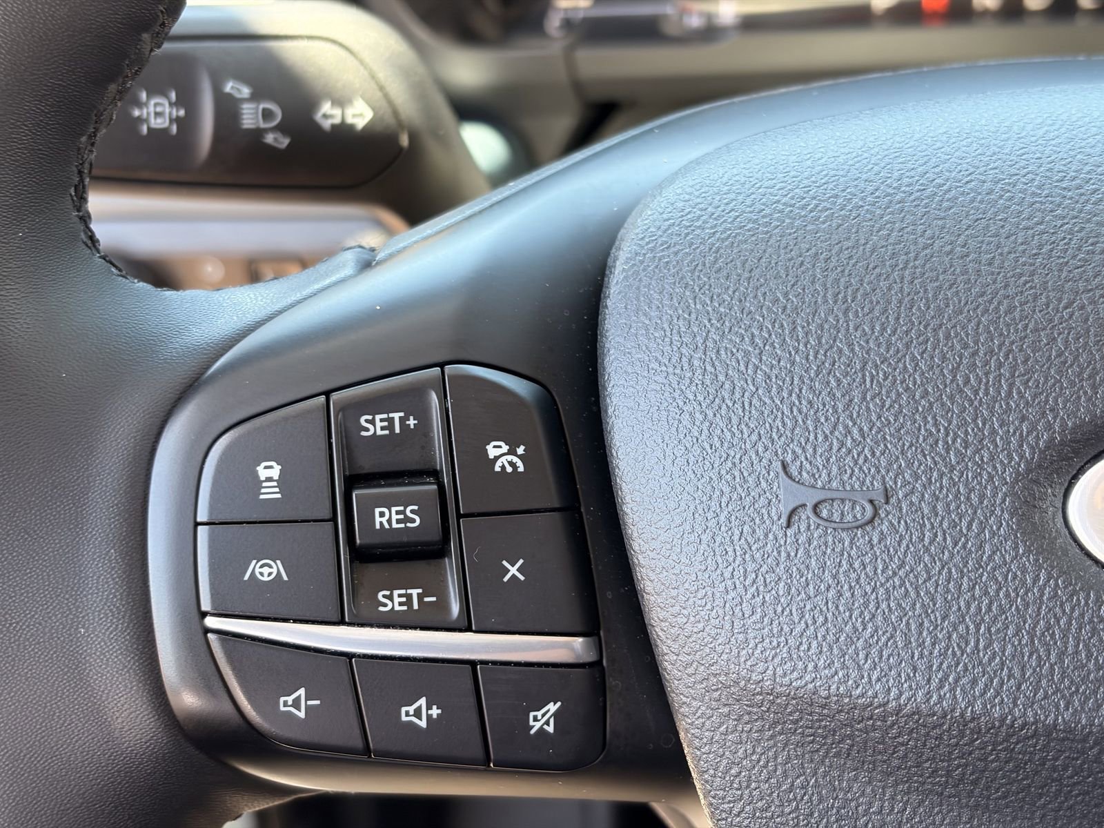 Certified 2024 Ford Maverick Lariat FWD image 29