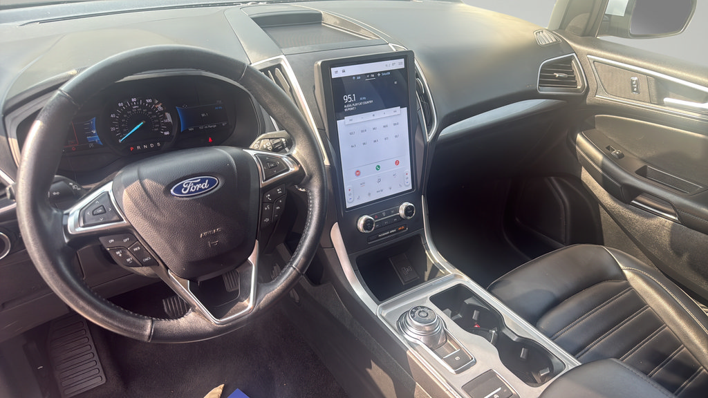 Certified 2024 Ford Edge SEL AWD/4WD image 16
