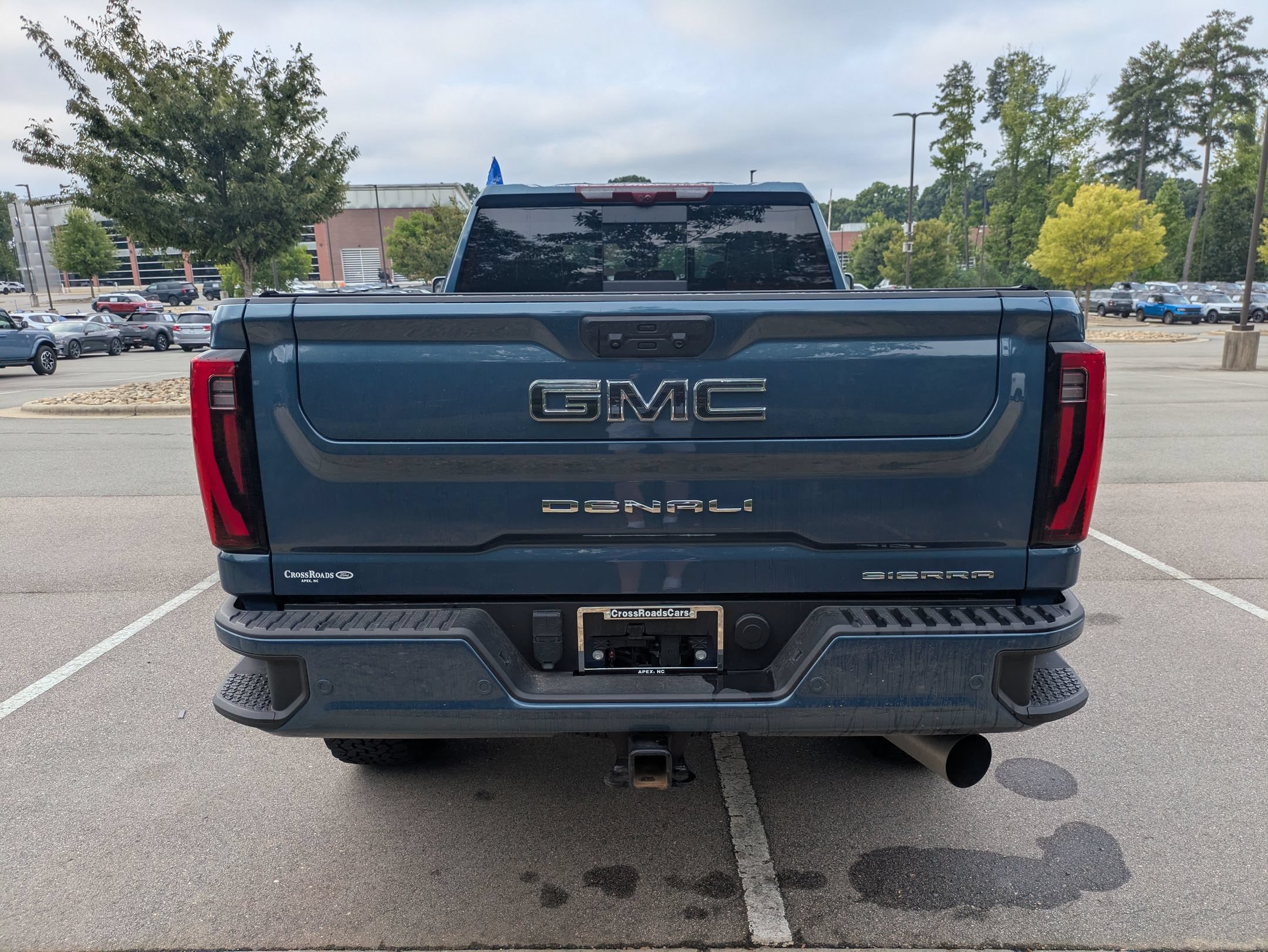 Used 2025 GMC Sierra 2500 Denali Ultimate AWD/4WD image 5