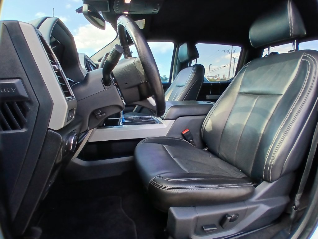 Certified 2022 Ford F250 Lariat w/ Lariat Value Package AWD/4WD image 14