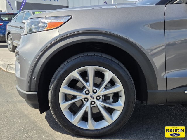 Certified 2021 Ford Explorer Platinum w/ Equipment Group 601A AWD/4WD image 10