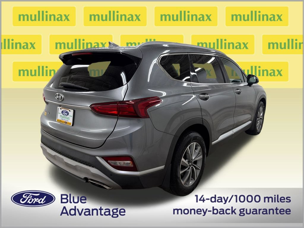 Used 2019 Hyundai Santa Fe SEL FWD image 3