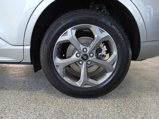 Certified 2023 Ford Escape ST-Line w/ Tech Pack #1 image 9