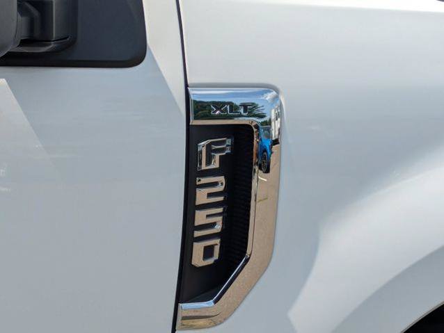 Certified 2022 Ford F250 XLT w/ XLT Premium Package AWD/4WD image 36
