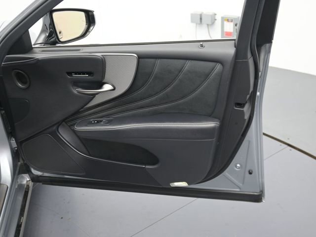 Used 2021 Lexus LS 500 F Sport w/ Cold Weather Package (CK) image 30