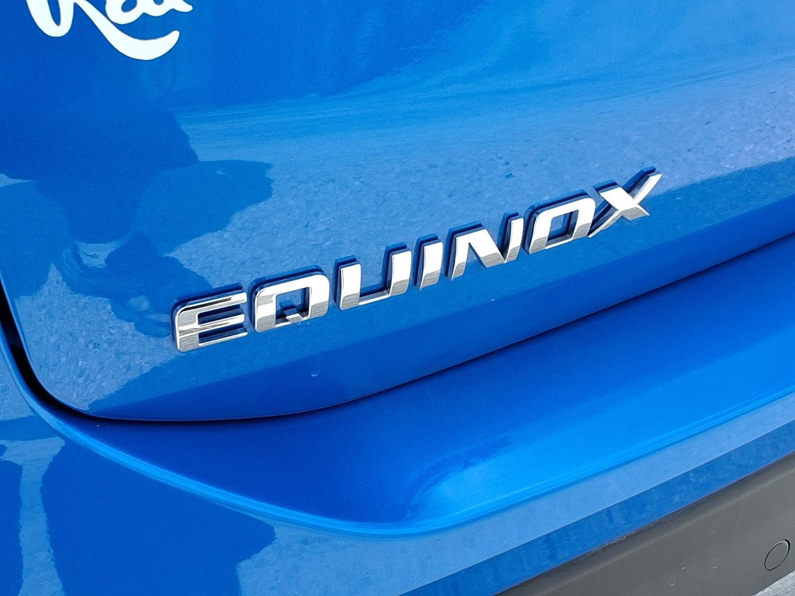 Used 2024 Chevrolet Equinox LT FWD image 9