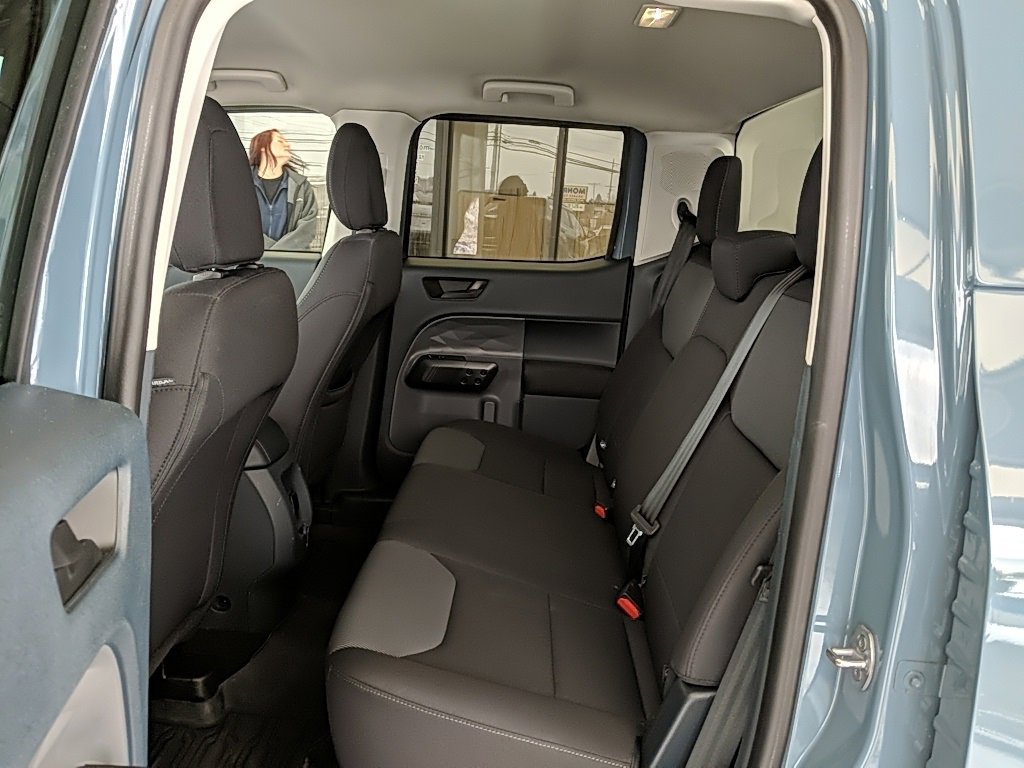 Certified 2022 Ford Maverick XL image 11