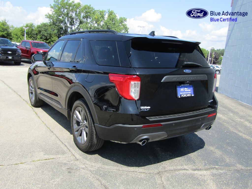 Certified 2023 Ford Explorer XLT w/ Equipment Group 202A AWD/4WD image 7