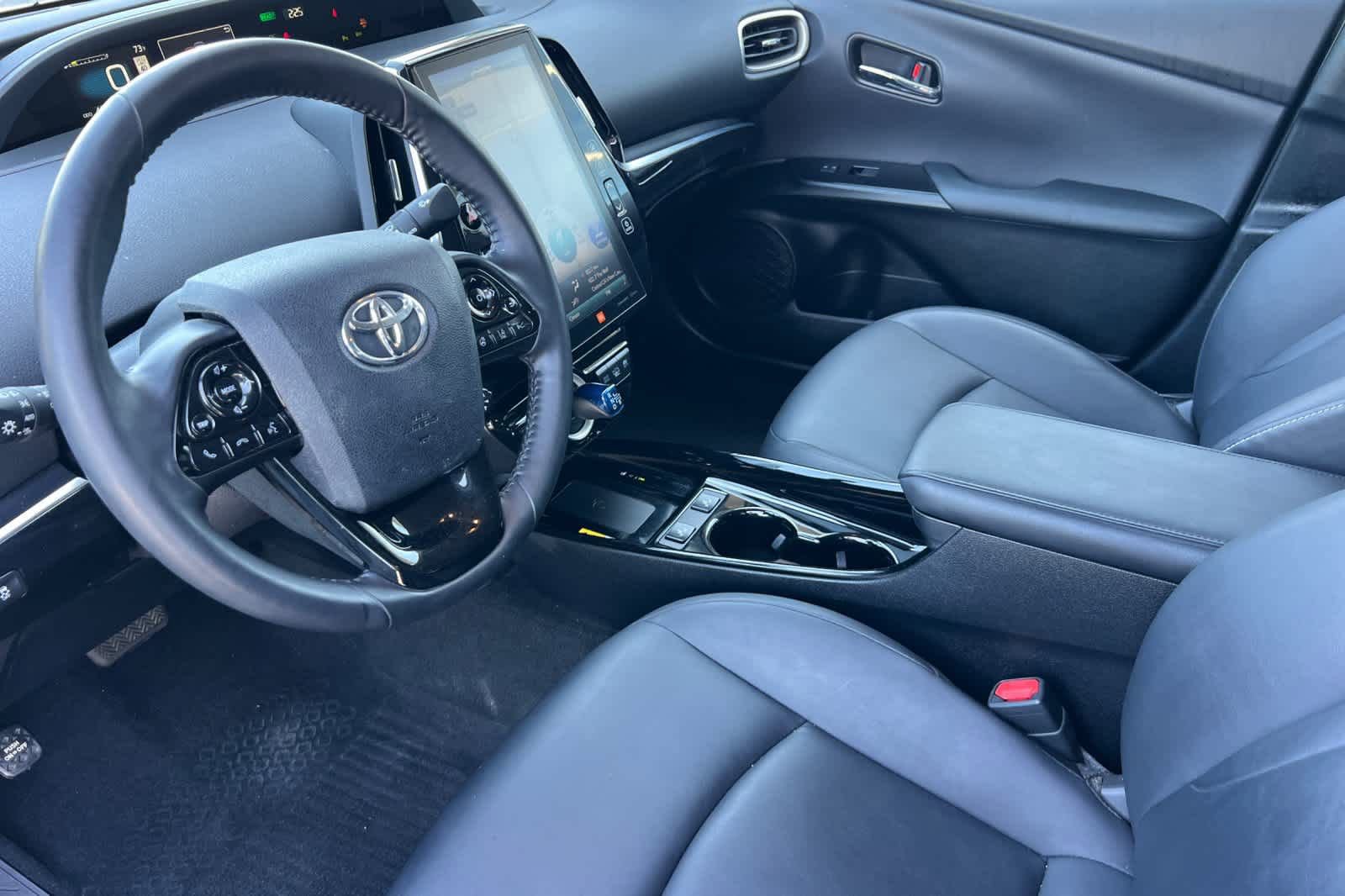 Used 2021 Toyota Prius Prime Limited w/ Carpet Mat Package (TMS) image 12