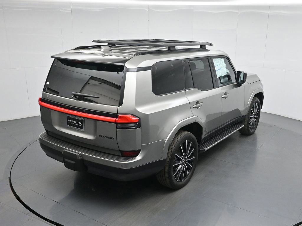 Used 2025 Lexus GX 550 w/ Accessory Package (2T) image 14