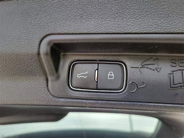 Certified 2021 Ford Explorer XLT w/ Equipment Group 202A image 9