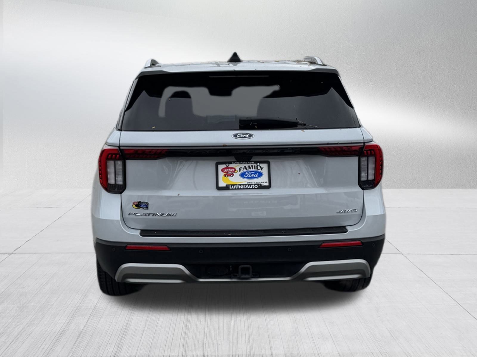 Certified 2025 Ford Explorer Platinum w/ LUX Leather Package image 4