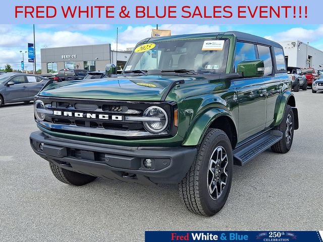 Certified 2025 Ford Bronco Outer Banks AWD/4WD image 4