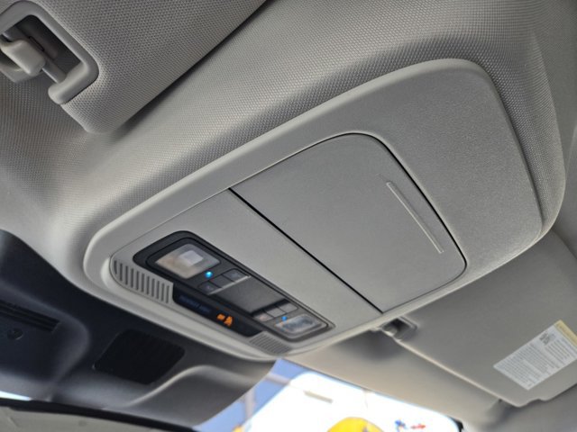 Certified 2025 Ford Expedition Active AWD/4WD image 17