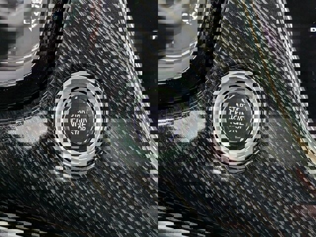 Used 2022 Cadillac XT6 Premium Luxury w/ Technology Package image 26